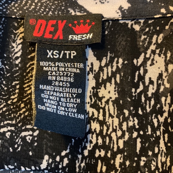 DEX Blouses - Picture 5 of 11